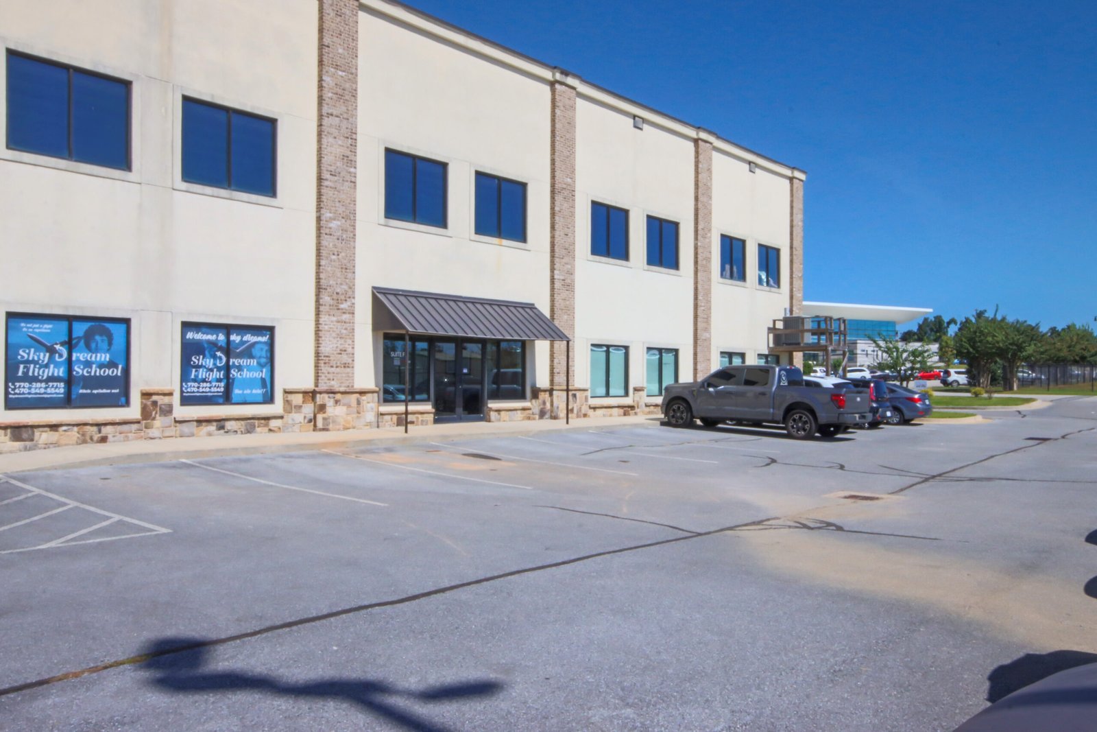 Sky Dream Flight School building exterior